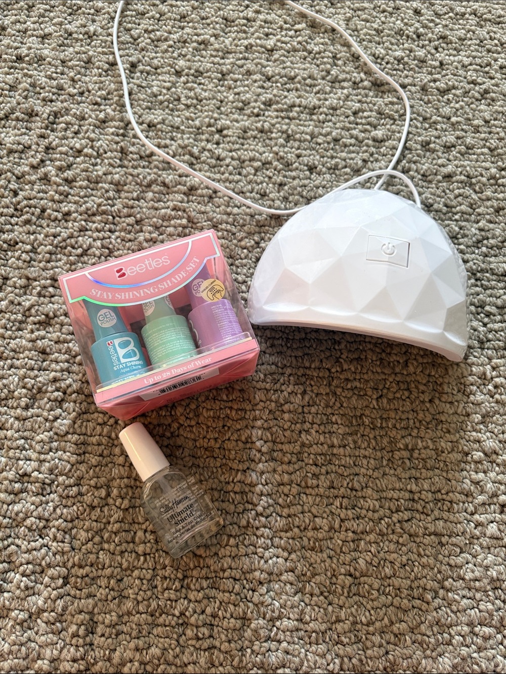 Beetles Stay Shining Shades Gel Nail Kit with White LED Lamp